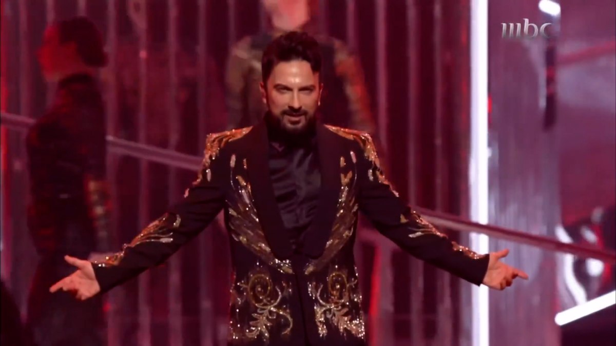 Suudi Arabistan’da ödül gecesi: Tarkan rüzgarı esti